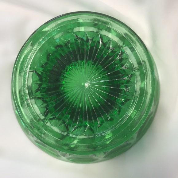 Vintage Anchor Hocking Green Fairfield Pattern Footed Bowl/Candy Dish - Picture 4 of 7